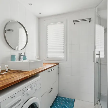 Apartment In The Heart Of By Weekome *